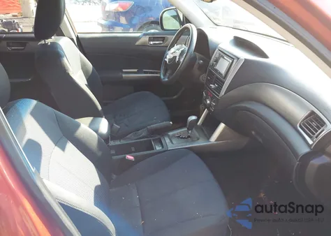 2011 Subaru Forester 2.5X Premium z USA, uszkodzony, nr VIN JF2SHBDC3BH749379